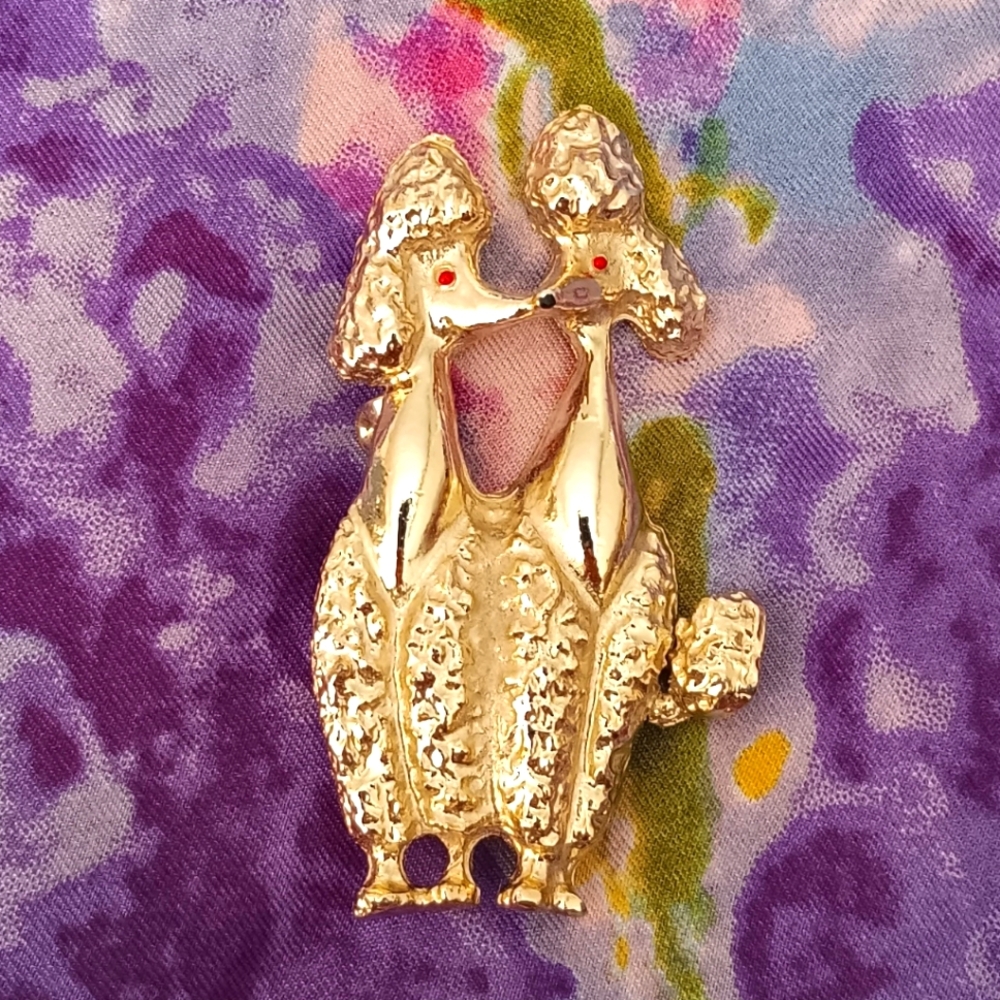 Smooching Poodles Gold Tone Pin